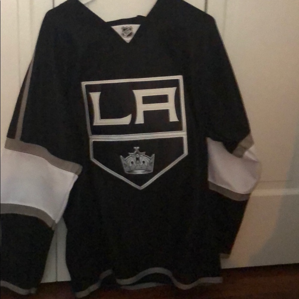 LA hockey jersey